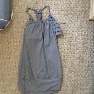 EUC LuluLemon tank top with built in bra